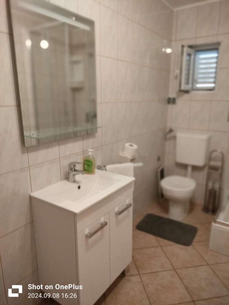 Apartmani Lipa Rtina Esterno foto