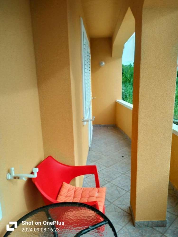 Apartmani Lipa Rtina Esterno foto